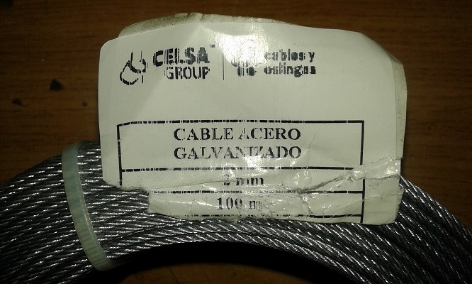 conseguí también un cable de acero de 100 metros para poder tirar de el en caso de emergencia<br /><br />I also got a 100 meter steel cable to be able to pull it in case of emergency